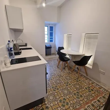 No 60, 2nd Floor, Centrally Located, Fully Equipped Apartment Il-Furjana