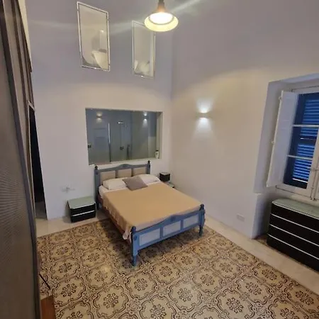 No 60, 2nd Floor, Centrally Located, Fully Equipped