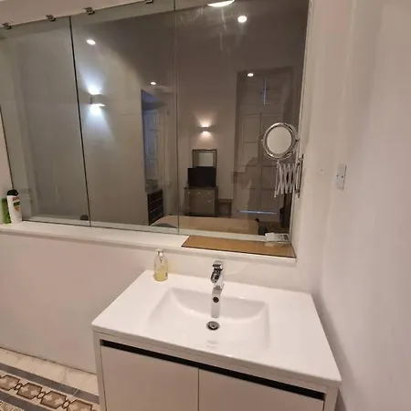 Apartment No 60, 2nd Floor, Centrally Located, Fully Equipped *